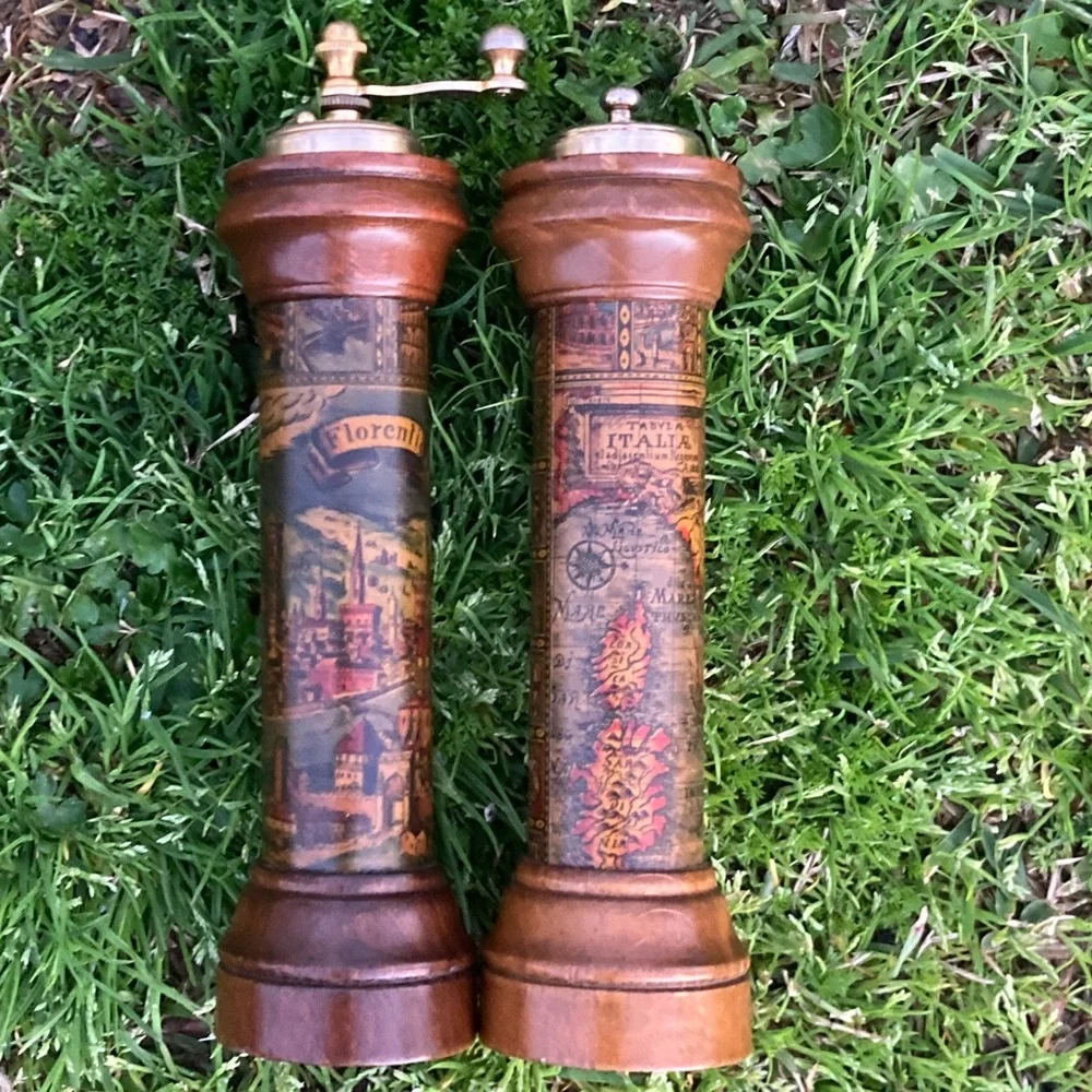 Vintage Salt and Pepper Mill - Picture 2 of 15